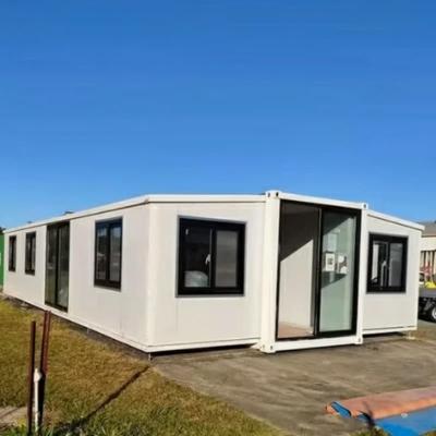 China Customized 40 Feet Prefab Homes Mobile House Expandable Container House with 3 Bedrooms for sale