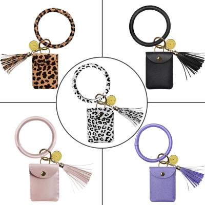 China 2019 Model Fashion Custom Personalized Monogram Credit Cards Holder Leather Bracelet Monogram Key Chain For Women for sale