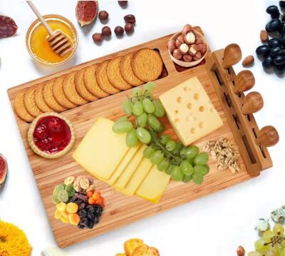 China Amazon Sustainable Hot Large Custom Cheese Board, Handmade French Cheese Cutting Board Set, Wholesale Cheese Boards for sale