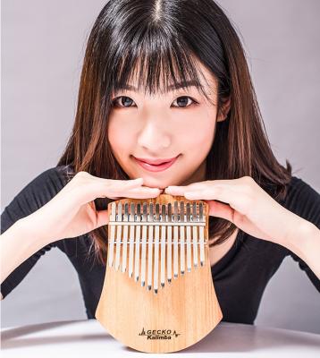 China Comphor Traditional Musical Instrument Comphor 17 Key Thumb Piano Wooden Natural Finger Kalimba for sale