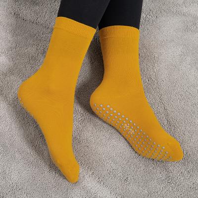 China Full grip yoga professional women anti slip toe yoga pilates socks breathable exercise sock for sale