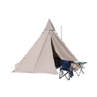 China UV-Resistant 300D Oxford Fabric Pyramid Tent Outdoor Teepee Glamping Tent for sale