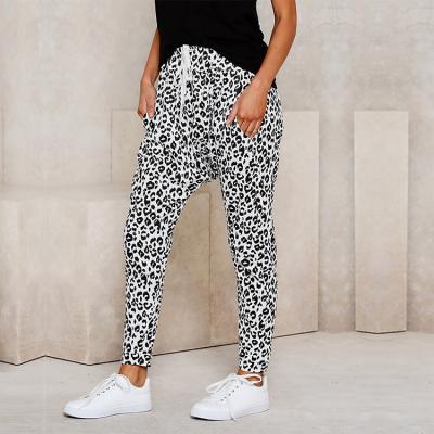 China Elastic Print Anti-Static Drawstring Leopard Elastic Waist Pants Women's Casual Sweatpants Wholesale for sale