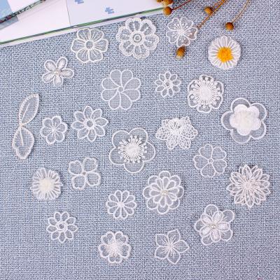 China Other ZD Lovely Soft Organza Soft Lace Sew On White Floral Flower Patch For Little Girl Dress for sale