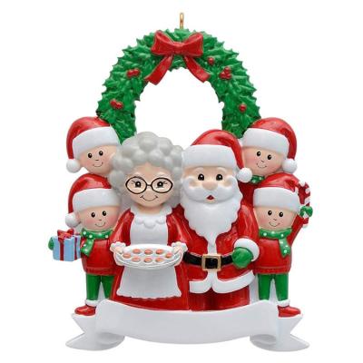 China 2022 Christmas Tree Decorations Ornament Santa Family Members Snowman Pendant Christmas Hanging Pendant Resin Christmas DIY Christmas Tree Decor for sale