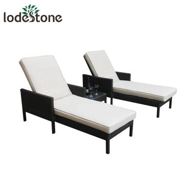 China With Side Table Rattan Double Rattan Sun Lounger Pool Chaise Lounge Luxury Outdoor Garden for sale