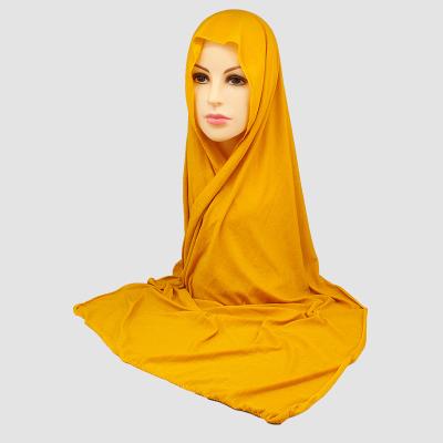 China Wildely Used New Arrival Single Layer Hijab Scarf Solid Color Breathable Simple Head Scarf for sale