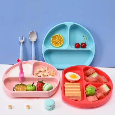 China 6 Month Baby Flat Silicon Stored Food Divided Feeding Suction Set With Lid for sale