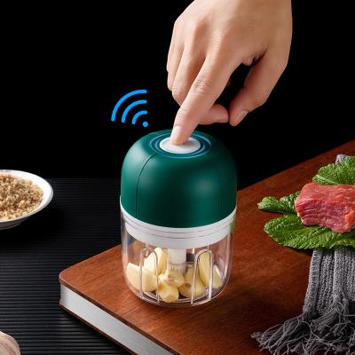 China Mini Multifunctional Garlic Onion Salad Viable Portable Vegetable Slicer Kitchen Usb Electric Food Cleaver for sale