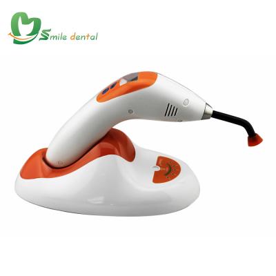 China Area 7w Dental Light Curing Lamp Dental Light Treatment for sale