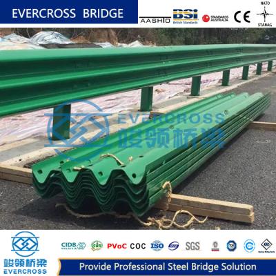 China Highway Anti Collission Guardrail Galvanized Spray Green for sale