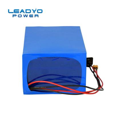 Chine LiFePO4 batterie au lithium personnalisée 12V 50Ah Volt illimité en parallèle avec Bluetooth à vendre