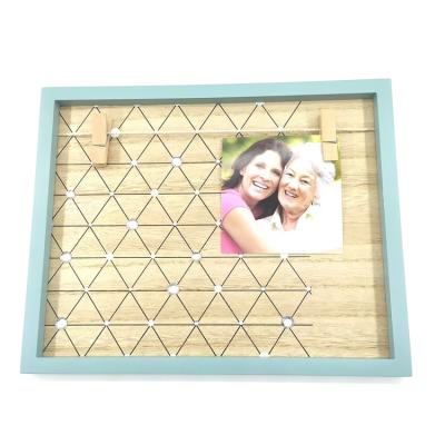 China Eco-friendly wooden display frame with 2 wooden clothespin clips for sale