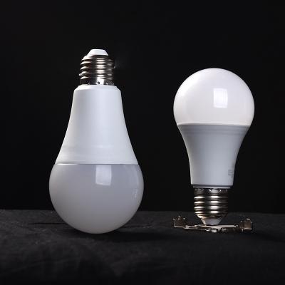 China High Brightness 3W 5W 7W 9W 12W 15W 18W Bombillo B22 Bulb LED Lamp E27 LED Light A Bulb Light for sale