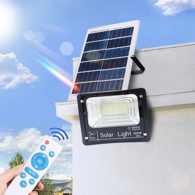 China LANDSCAPE 50W 100W 200W 650W 1200W Garden Light Outdoor Solar LED Flood Light With Remote Control for sale