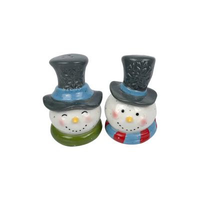 China Factory New Europe Style Christmas Custom Santa Snowman Ceramic Salt and Pepper Shaker Set for sale