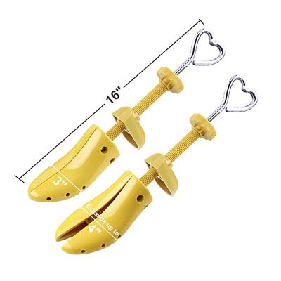 China Unisex Adjustable 2 Way Pine Wood Shoe Stretcher/Wooden Shoe Tree Shoe Expander For Women&Men for sale