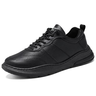 China 2021 Light Weight Men's White PU Shoes Walking Casual Sneakers Men's Tide Daily Sports Shoes for sale