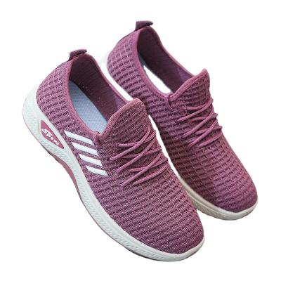 China New Fashion Lehui Lightweight Sports Shoes Breathable Soft Bottom Shoes Non-slip Women's Sports Shoes for sale