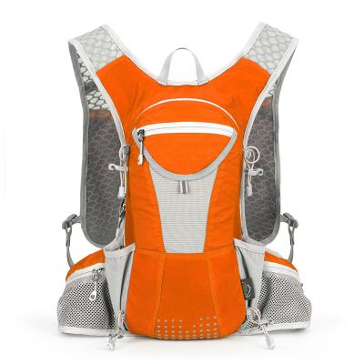 China Waterproof Hydration Backpack With 2L Water Bladder Bag Mochila For Music Festivals for sale