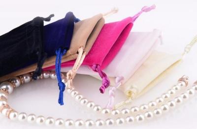 China Eco Friendly Velvet Jewelry Bags , Durable Velvet Gift Pouches For Ring Earrings for sale