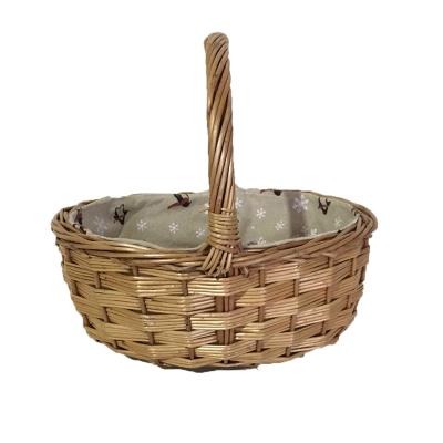 China Sustainable Wicker Storage Basket With Handle Lining Gift Basket Sundries for sale