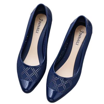 China Fashion trend single women's shoes with sharp slope heel casual work shoes hollow grid women's shoes heel female casual fashion for sale