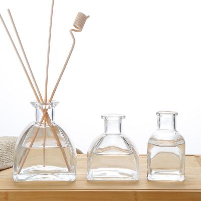 China Aromatherapy Customized Thick Bottom Fat Belly Aroma Diffuser Glass Bottle 150ml 250ml Reed Diffuser Bottles for sale