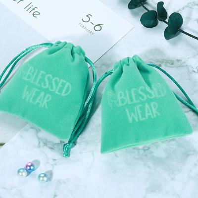 China Green Recyclable Mint Storage Pouch Jewelry Pouch Velvet Drawstring Velvet Packaging Bag for sale