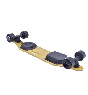 China Adult High Quality 40km/h E-Skateboard All Terrain Wheels Electric Dual Hub Motor Skateboard Longboard Skateboard for sale