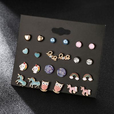 China FASHIONABLE European American Amazon Hot Sale Earring Set Pearl Fashion Unicorn Earring Suit for sale