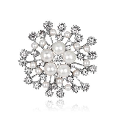 China Exquisite ALLOY Large Snowflake Brooches Bead Flower Crystal Brooch For Women Girl Accessories for sale