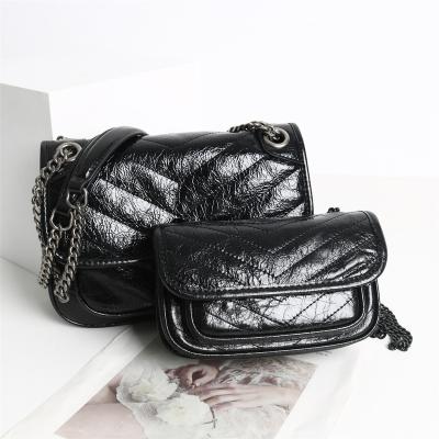 China High Quality Brand Fashion Designer Ladies Clutch Bag Ladies Metal Chain Bags Luxury Black Chain Clamshell Messenger Bag for sale