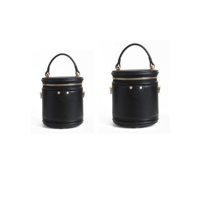 China New Fashion Luxury High Quality Luxury Cosmetic Bag Large Capacity Bucket Bags Bucket Bag for sale