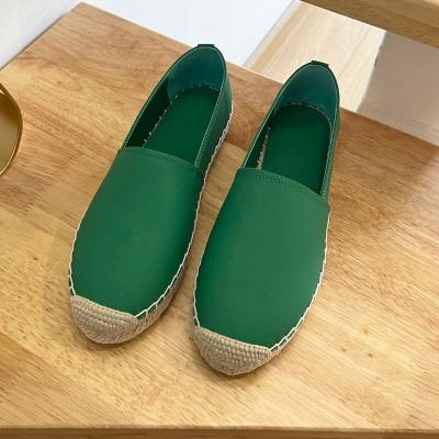 China 2023 Women's Casual Leather Loafer Lightweight Women's Elegant Shoes Platform Flats Lady Europe Europe Style Flat Bottom Brands Shoes for sale