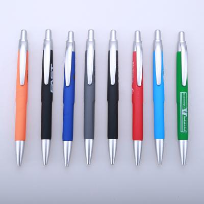 China Eco Friendly Hot Sale Customized Logo Retractable Rubber Sprayed Promotional Ballpen for sale