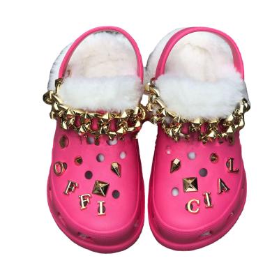 China CUSHIONING Free Sample 2021 Wholesale Soft Winter To Workout Custom Logo Winter Slipper Indoor Fur Clog for sale