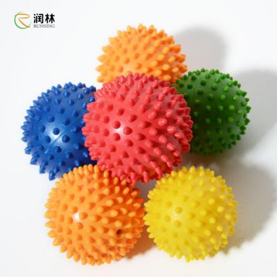 China SGS Yoga Massage Ball , 6.5cm Spiky Gym Ball Foot Pain Relief for sale