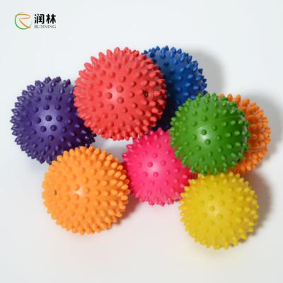 China Runlin spiky Yoga Massage Ball Convenient for Plantar Fasciitis Relief for sale