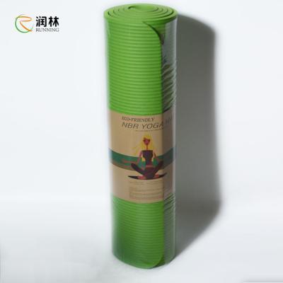 China Recyclable 10mm NBR Yoga Mat Eco Friendly Water Resistant for sale