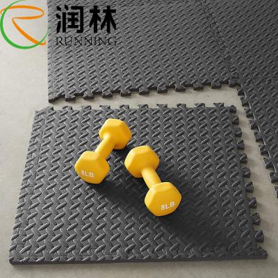 China Karate Wrestling Taekwondo Foam Exercise Mat Baby Play 30*30cm for Gym for sale