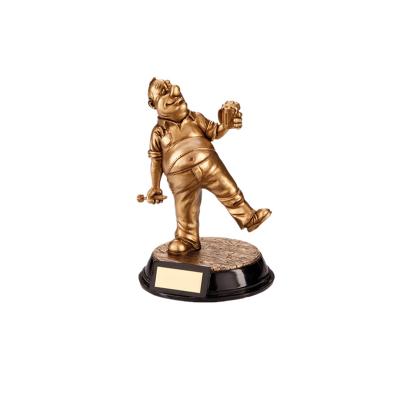 China North American Funny Beer Belly Darts Resin Trophy Figurine for sale