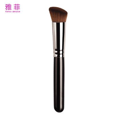 China Oblique Flat Head Foundation Make Up Brush Lightweight Personal Use for sale