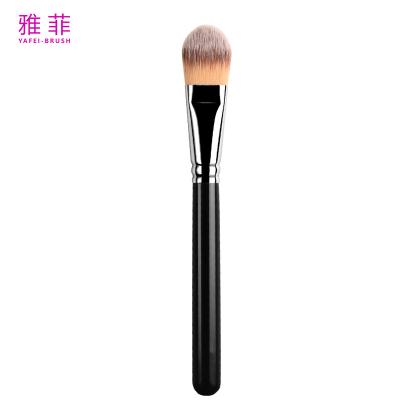 China A32 Lightweight Slim And Smooth Flat Head Foundation Brush 100% Handcrafted for sale