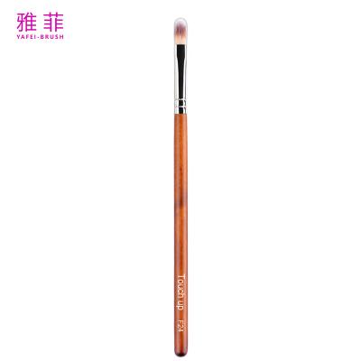 China Tricolor Eyeshadow Brush Synthetic Hair Smudge Brush Concealer Customize 100% Checked for sale