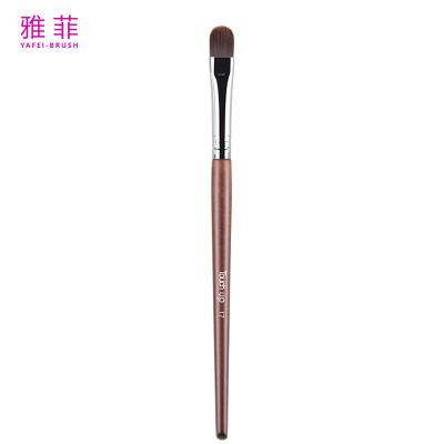 China TOUCH UP 17 Vegan Small Synthetic Hair Precise Concealer Makeup Brush Wooden Handle for sale