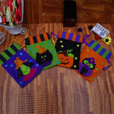 China Amazon New Arrivals Halloween Decoration Flannel Candy Bag Candy Bag Wholesale Hot Halloween Gift Bag-8 for sale