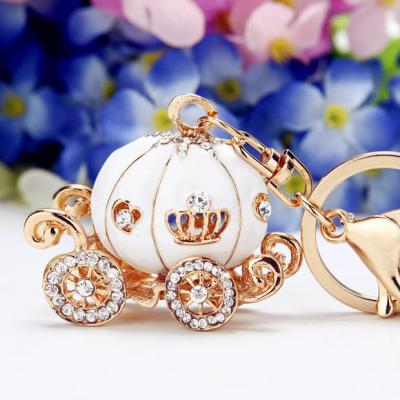 China Wholesale Gift Creative Cute Female Metal Ring Pendant Bag Key Chain Car Pumpkin Key Chain 2021 Promotion Gift Rhinestone Key Chain for sale