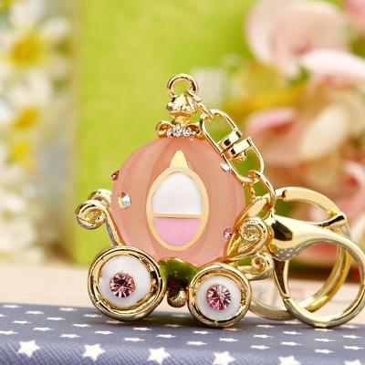 China Hot Selling Amazon Rhinestone Key Chain Car Pumpkin Promotion Gift Cute Female Metal Ring Key Chain Bag Pendant Key Chain Gift for sale