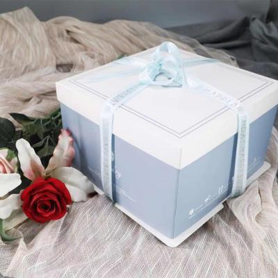 China Recycled Materials Cake Box For Food Donut Bakery Cupcake Packaging Kraft Cardboard Cake Boxes With Clear Window for sale